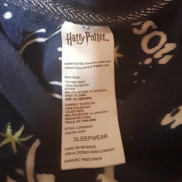 Super Cozy Harry Potter Pajamas 20W 2X - Picture 7 of 8